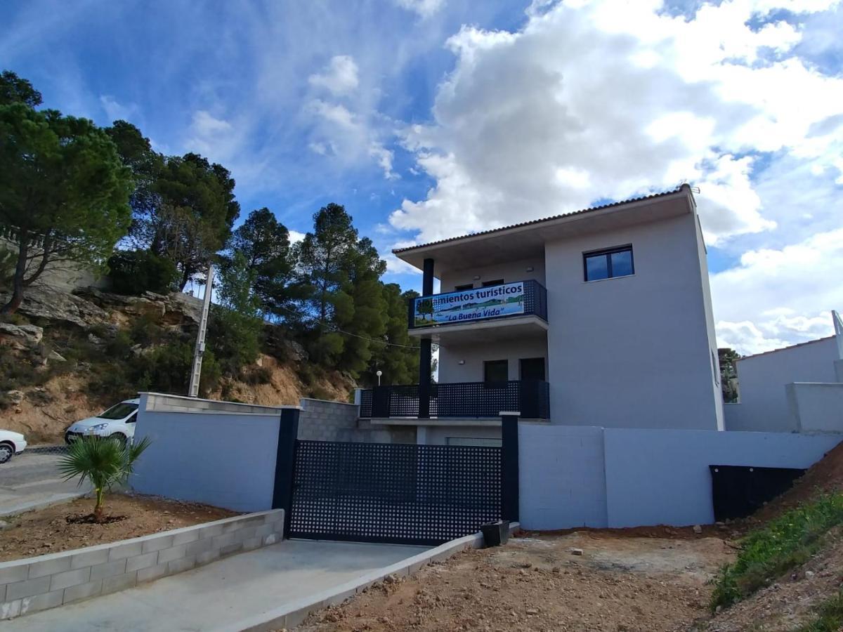 Pensión La Buena Vida Caspe Exterior foto